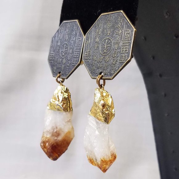 Karen Roache Unique Chinese Good Luck Crystal Clip-on Earrings - Picture 4 of 15